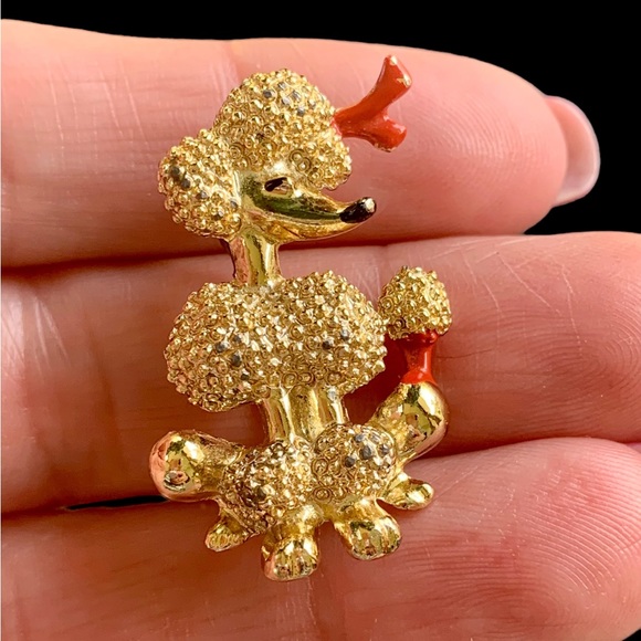 Unique Vintage Accessories - Vintage Little Gold Toned Poodle with Red Accents